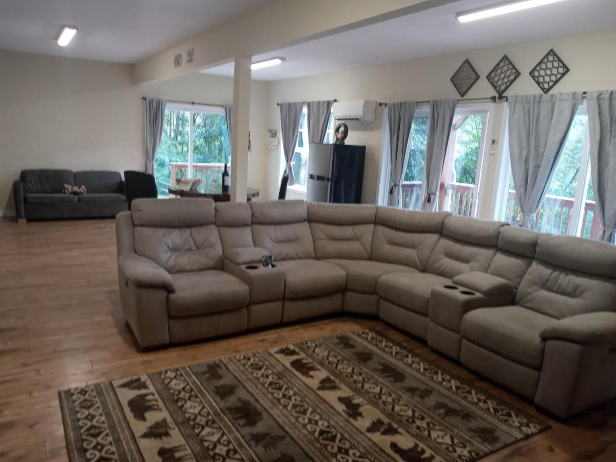 Tranquil Creekside Mountain View Getaway Apartment Clyde Exterior photo